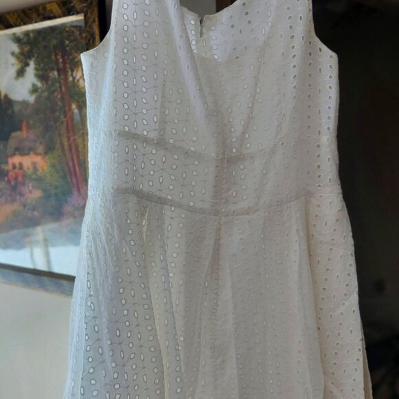G1 So pretty Calvin Klein cotton eyelet dress, lined, back zip lovely 4 summer - Picture 2 of 11